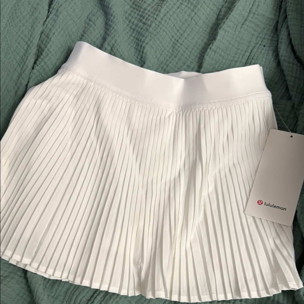 lululemon athletica White Pleated Women's Skirt